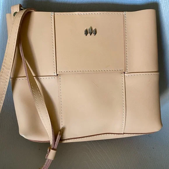 Portland LEATHER square woven leather CHARLOTTE CROSSBODY BAG - Picture 3 of 12